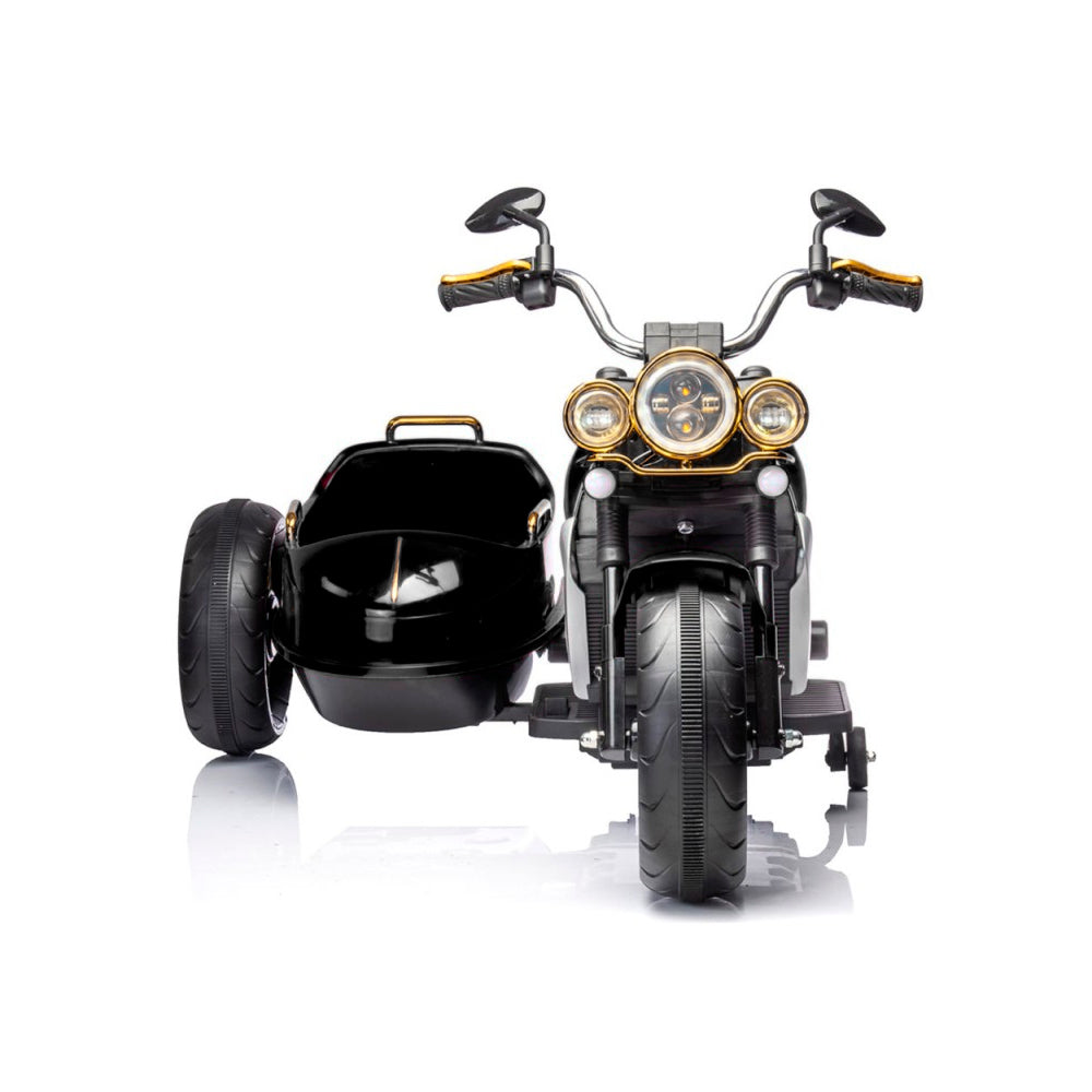 Moto eléctrica de tres ruedas con acompañante
